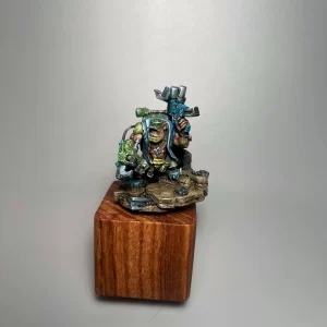 Precision painted Warhammer 40K Orks Ork Kommando Boss - front view full body by Maxon Casting
