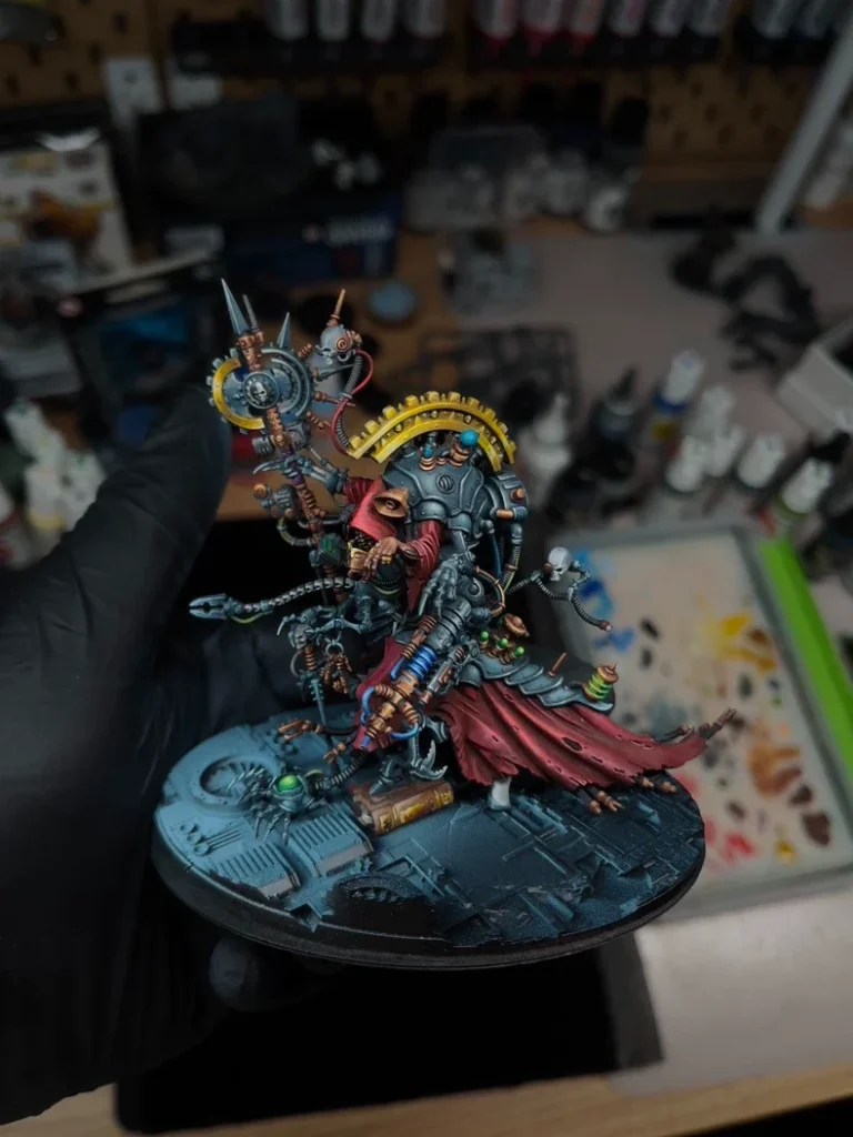 Exhibition Belisarius Cawl weapon detail close-up by Maxon Casting - Warhammer 40K Adeptus Mechanicus commission painting