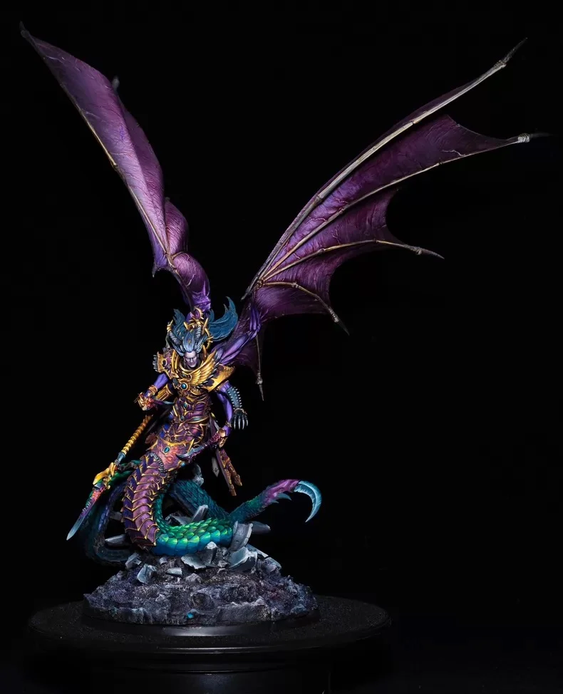 Exhibition painted Warhammer 40K Slaanesh Fulgrim Ascended - front view full body by Maxon Casting