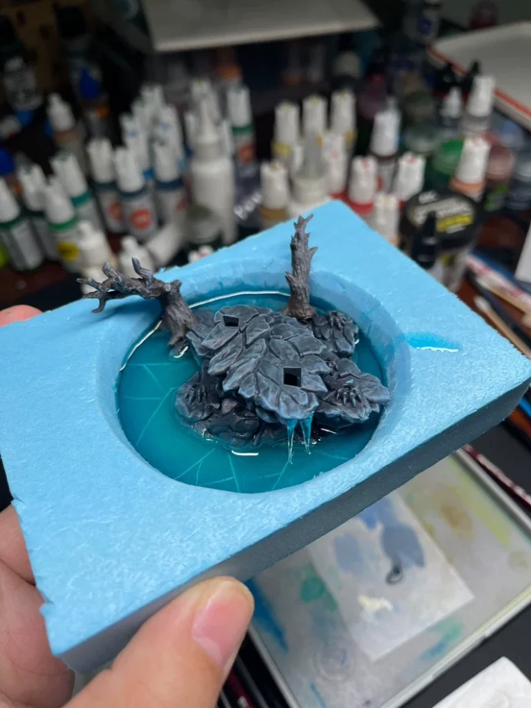 Exhibition Logan Grimnar weapon detail close-up by Maxon Casting - Warhammer 40K Space Wolves commission painting