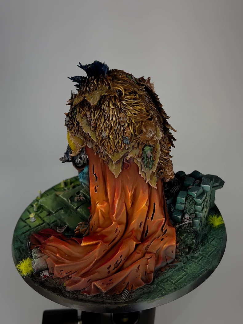 Ushoran, Lord of the Flesh Eaters - Exhibition quality Warhammer miniature painting, view 2 photo