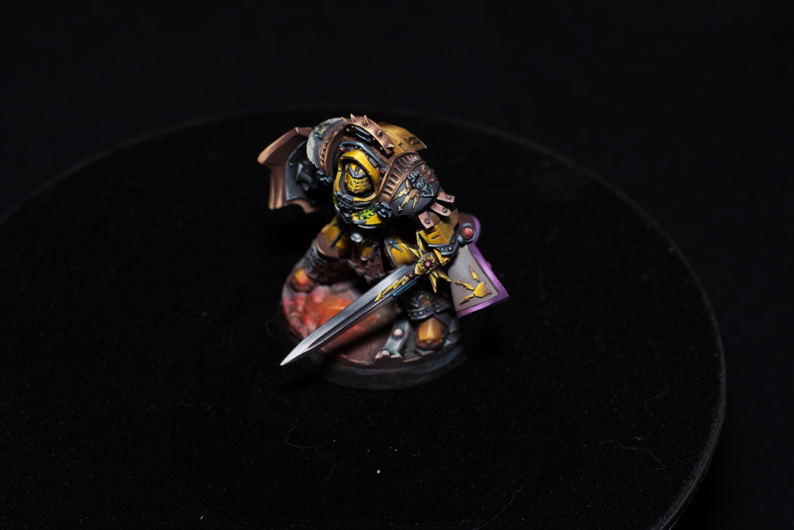 Imperial Fists Legion Tartaros Praetor - 图片 6