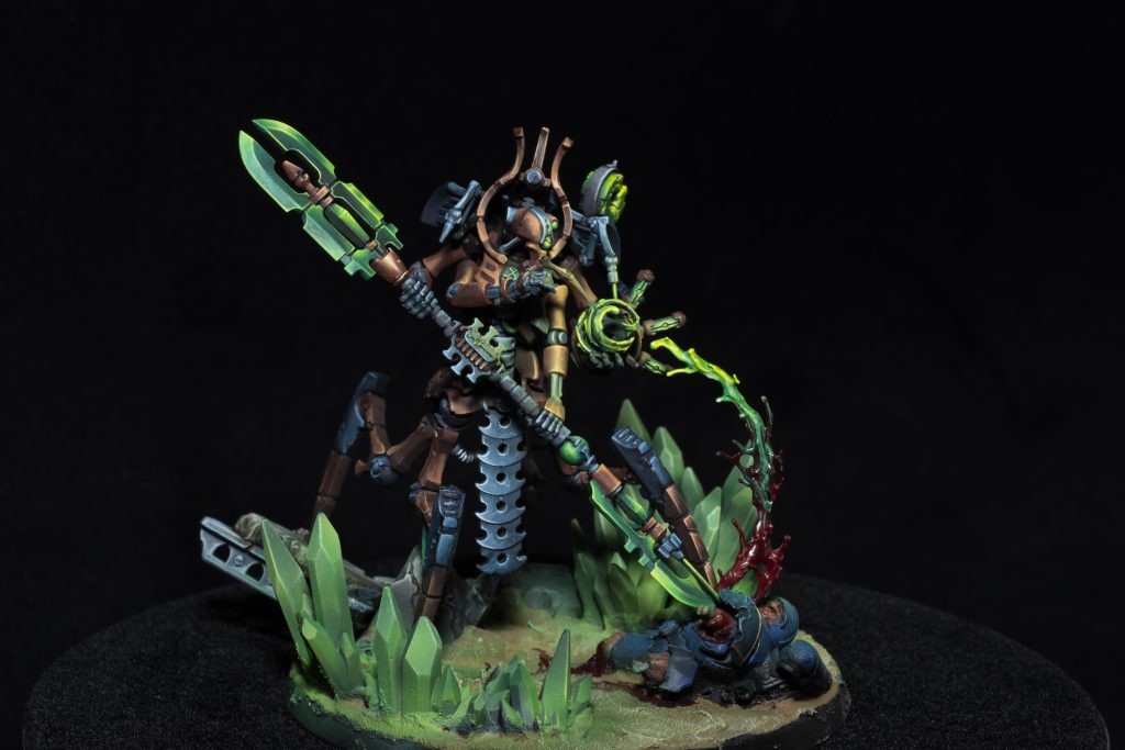 Illuminor Szeras – Crystal Wasteland Display painted miniature